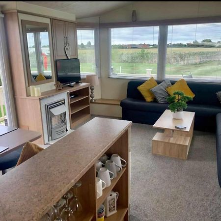 8 Berth 3 Bed Caravan Golden Palm Ml9 Chapel Saint Leonards Esterno foto