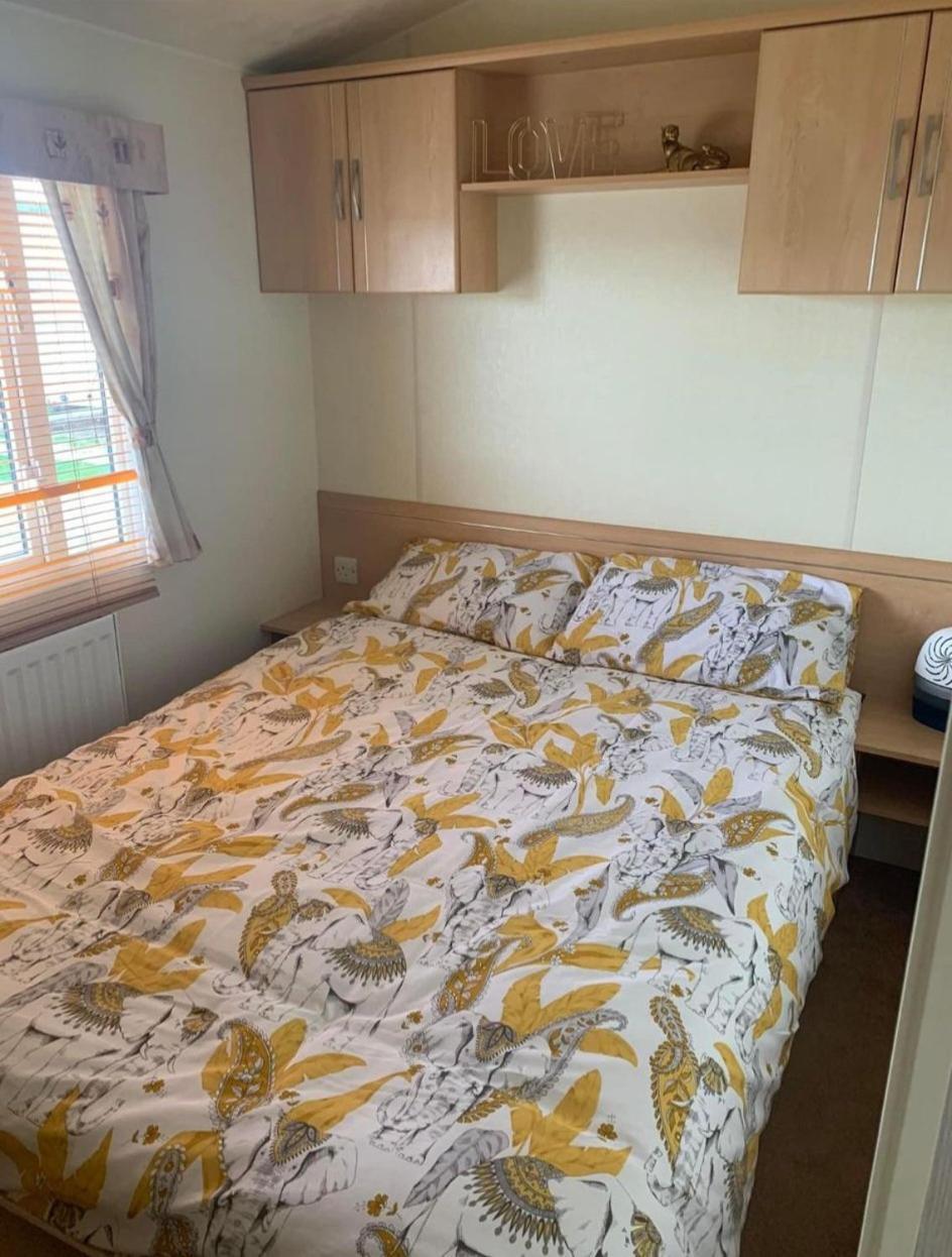 8 Berth 3 Bed Caravan Golden Palm Ml9 Chapel Saint Leonards Esterno foto